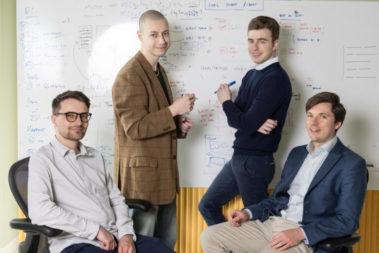 DeepMind Mezunlarının Girişimi Inherent, Bilimsel Araştırma Replikasyonunda OpenAI ve Anthropic Modellerini Geride Bıraktı
